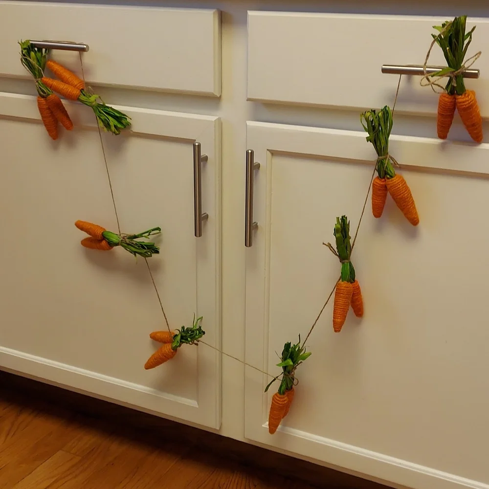 Easter decor ( carrots ) garland